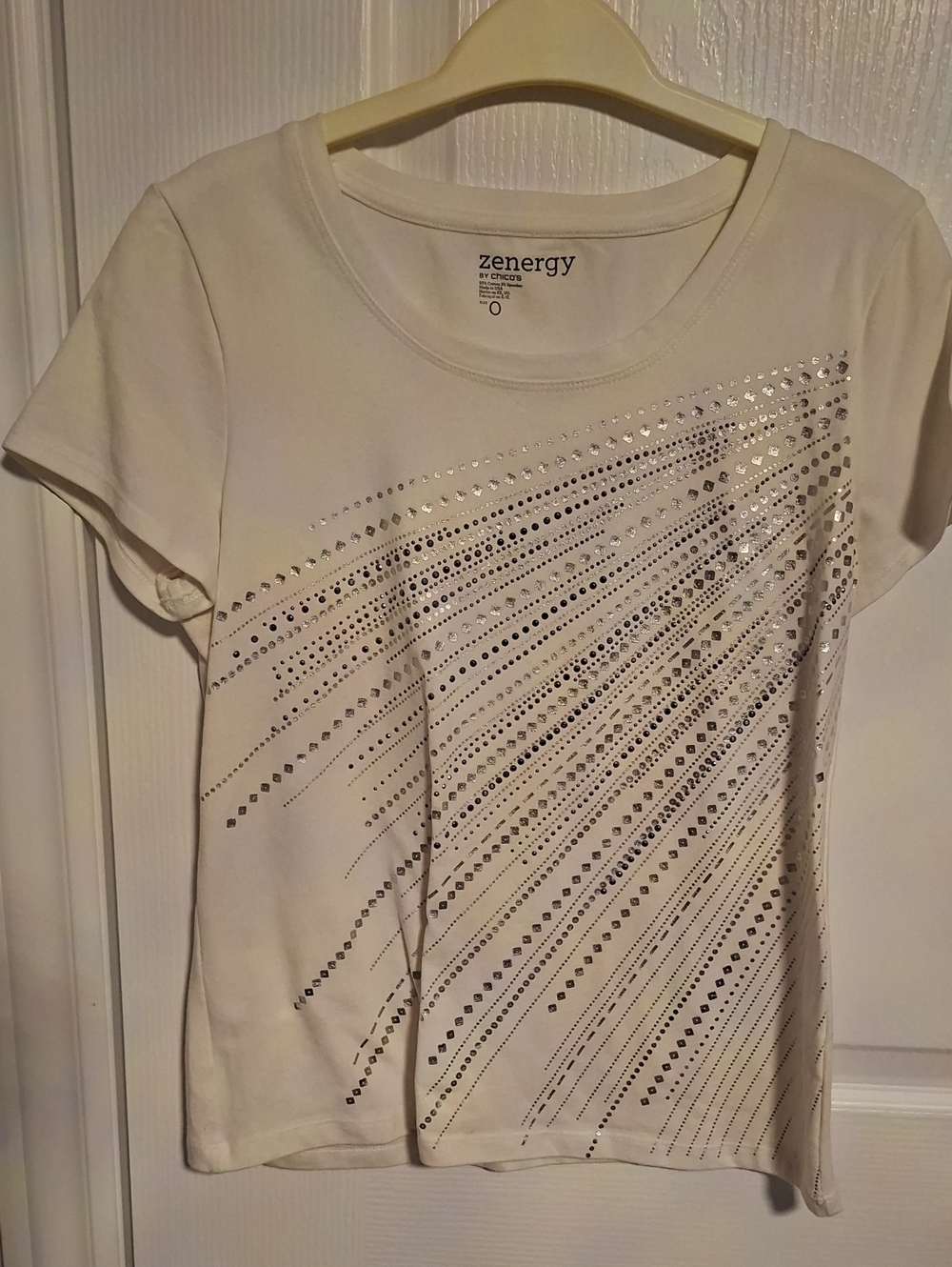 Zenergy By Chico's White Short Sleeve Tee with Silver Crystal Rays